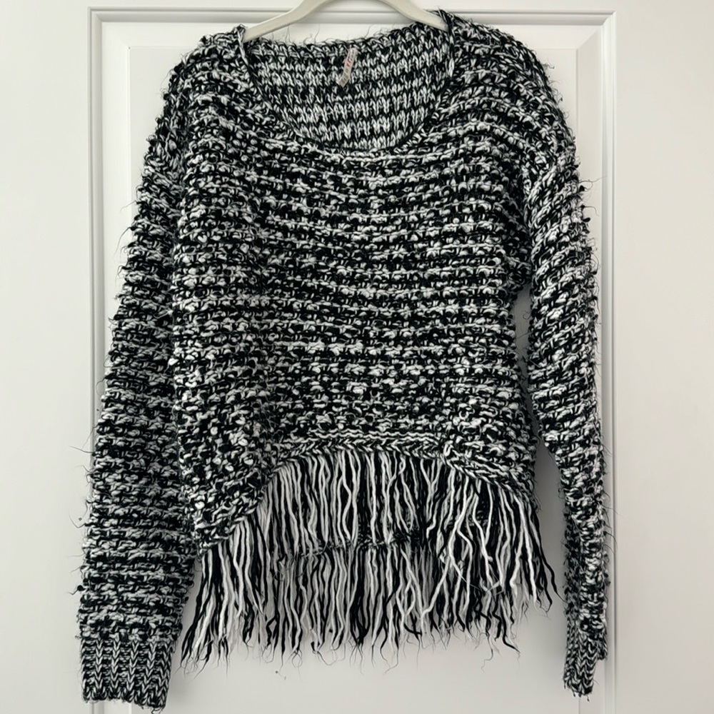Anthropologie - Raga Vendome Crop Sweater